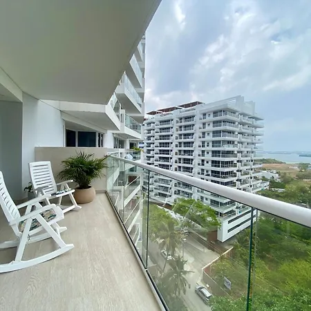 Martinique By Q * Cartagena