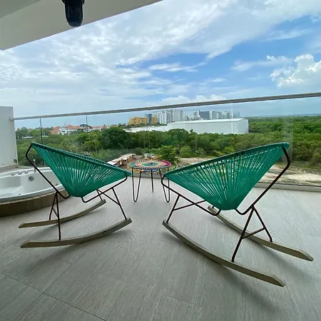 Martinique By Q * Cartagena